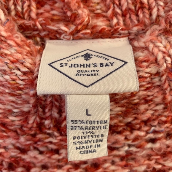 St Johns' Bay woman's sweater red sz LG - Picture 3 of 3